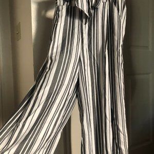 Loose Striped White and Gray Pants with Tie Waist